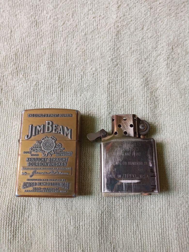 Запальничка ZIPPOз чехлом (Jim Beam)