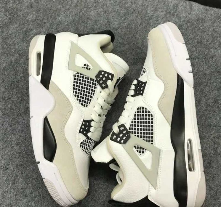 Buty-Trampk-Jordan Air Jordan 4 retro "military black"R.40
