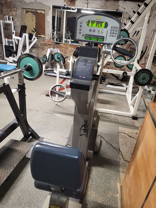 Rotor technogym xtpro600 rower reczny