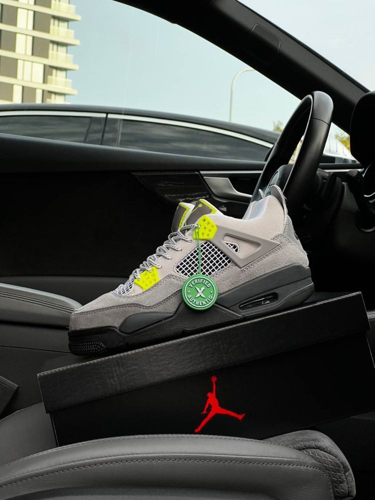 Buty Nike Air Jordan Retro 4 SE 95 Neon 40-45 męskie trampki