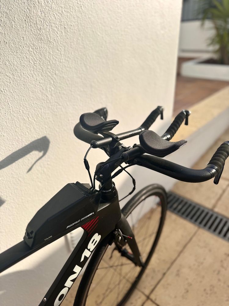 Bicicleta  triatlo Argon 18 E 117  2x11 velocidades
