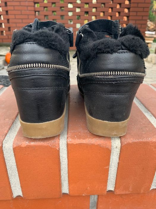 Sneakersy na koturnie damskie H&M