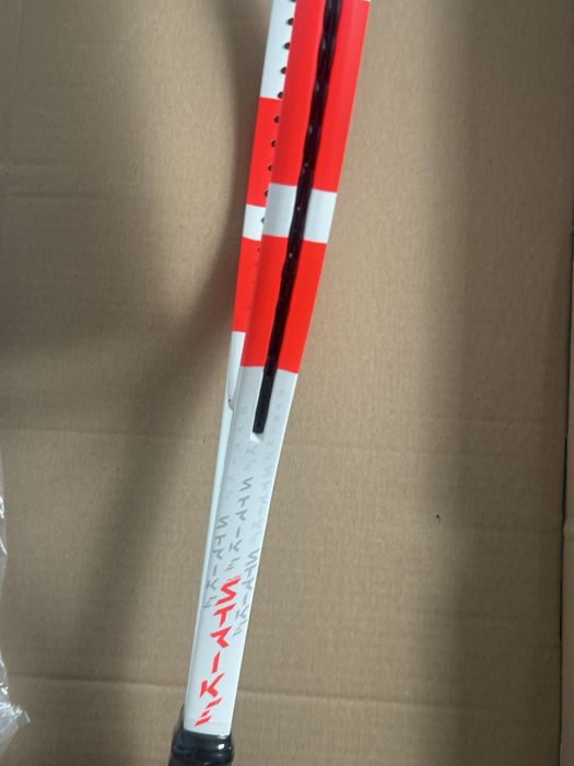 Babolat Pure Strike Gen 4 – Najnowszy model 16x20, Rączka 3