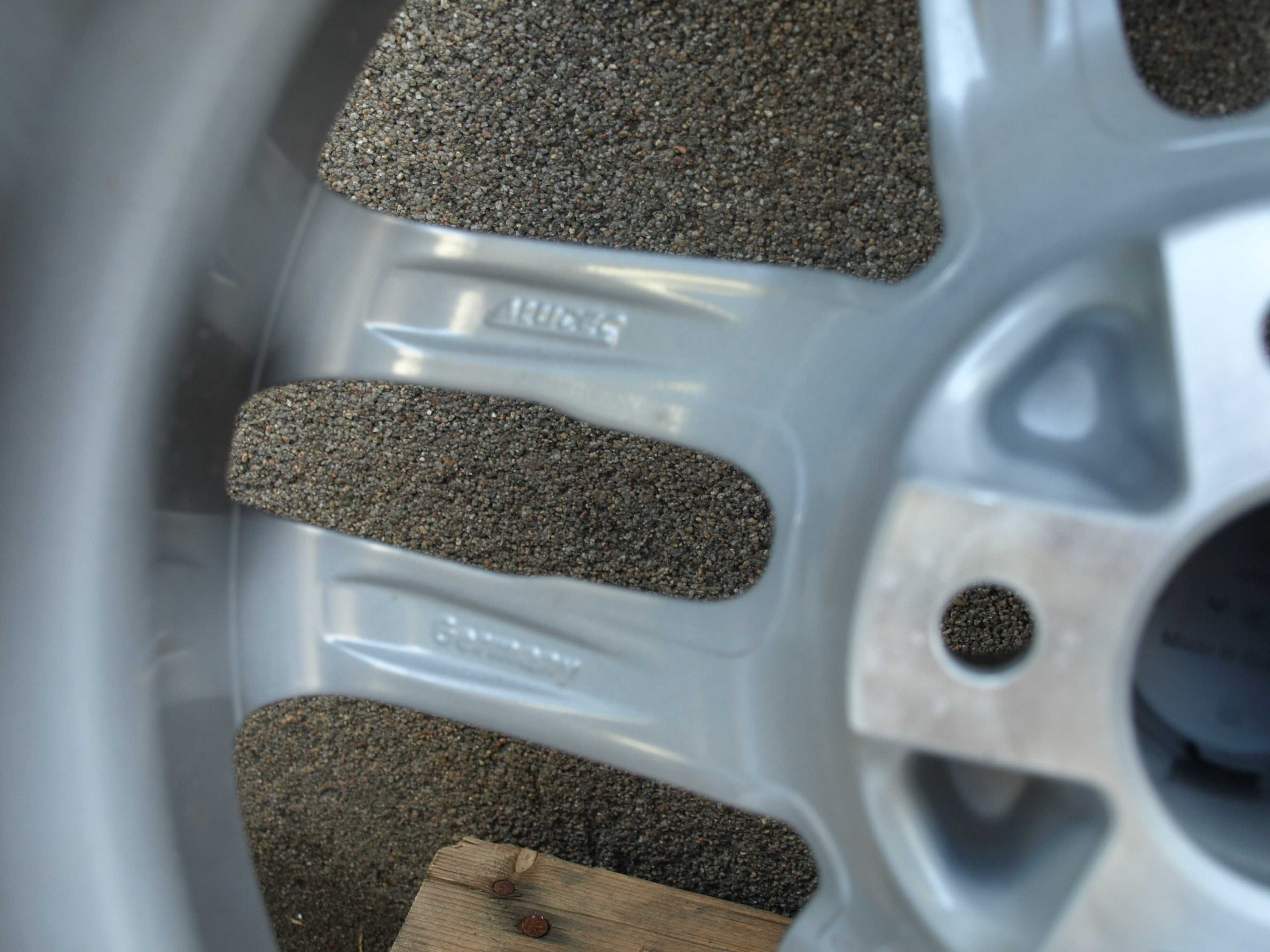 Nowe felgi aluminiowe Alutec Germany 7.5x17 5x112 Vw Merc Audi Skoda