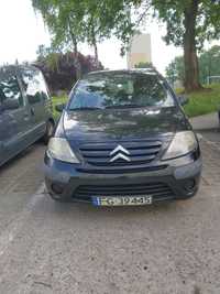 Citroen 1.1 benzyna 2005 rok przebieg 58497 km.