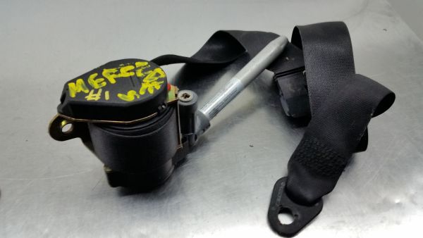 Pré-tensor cinto frente esquerdo MERCEDES-BENZ Classe C (W203)