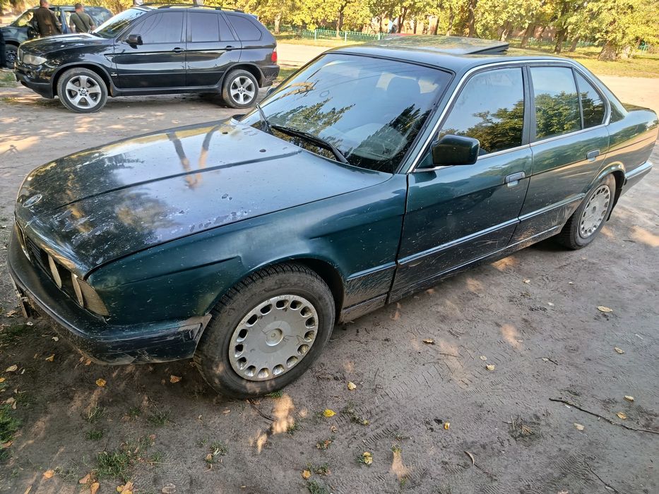 Продам е34 мотор 51плита  можно переоформить могу пригнать