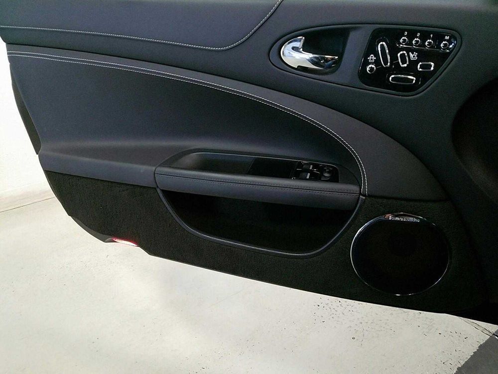 Jaguar XK Jaguar XK 5.0 Portfolio