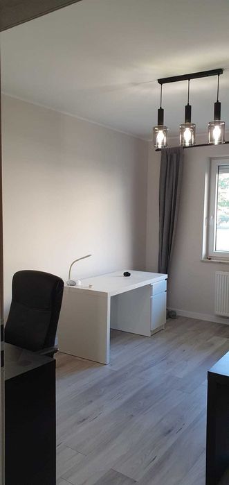 Wynajmę mieszkanie. 4 pokoje. 89 m. Obok Politechniki Bydgoskiej.