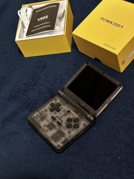 Powkiddy V90S – przenośna retro konsola