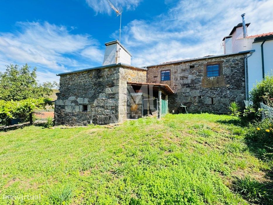 Moradia T3, para venda, em Arga de Cima