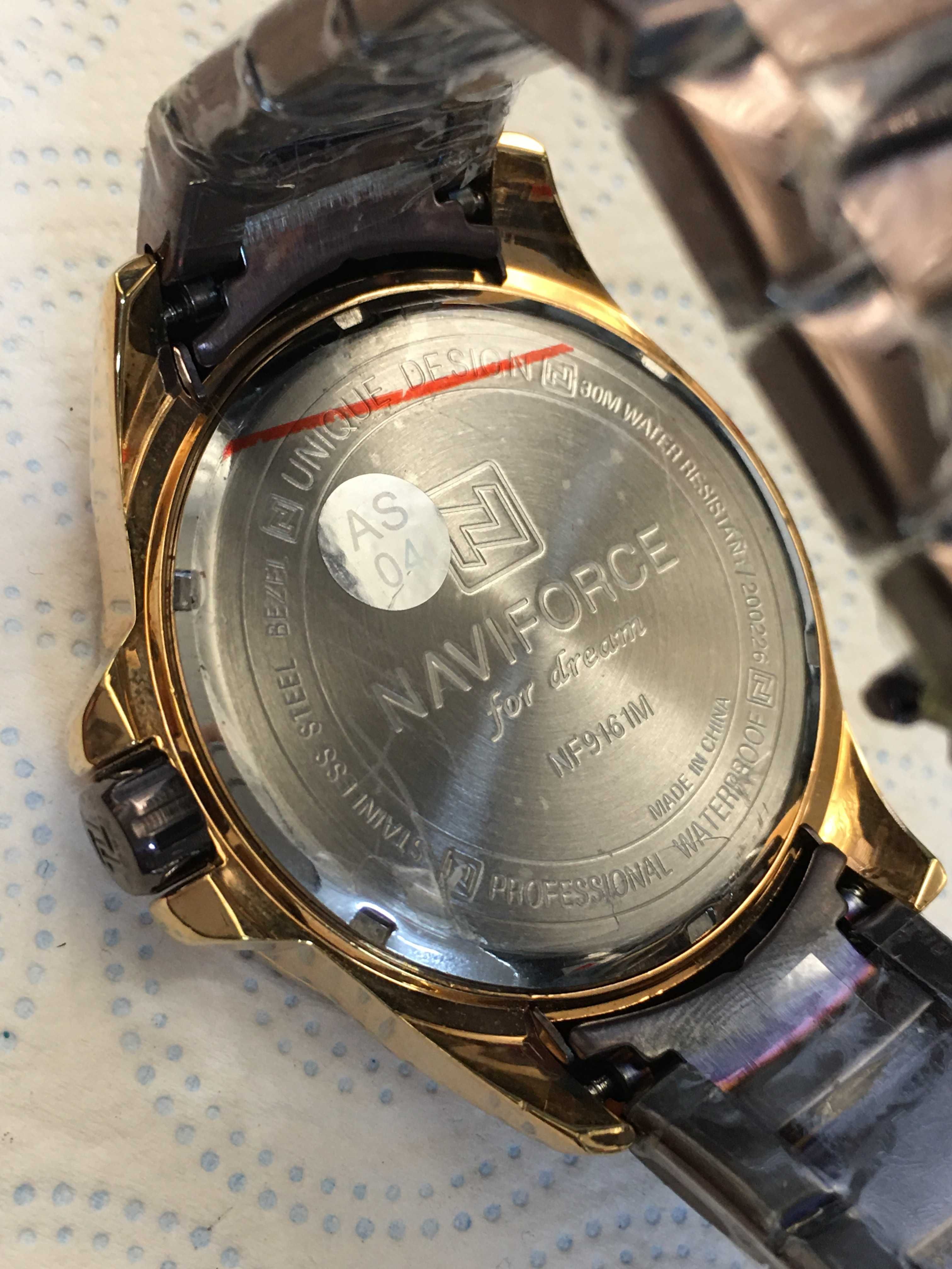 Męski zegarek NAVIFORCE DayDate WR3BAR w foliach 45mm