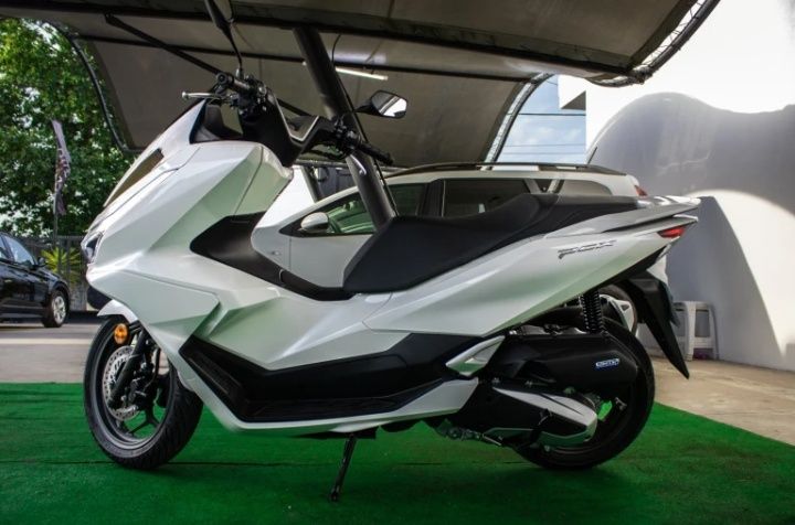 Honda PCX 125cc 2025 zero KMS  garantia de fábrica