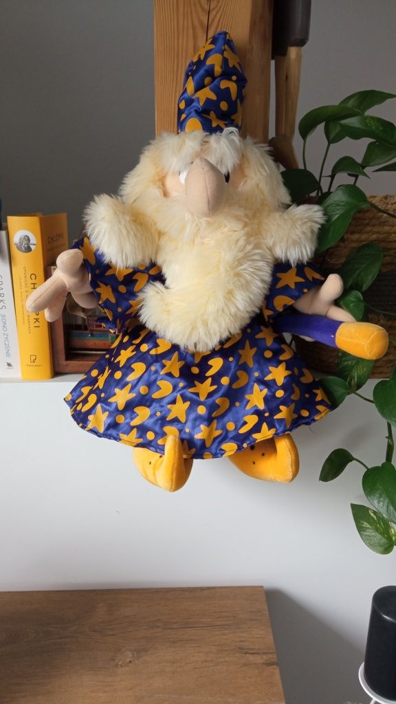 Pluszak maskotka Merlin.