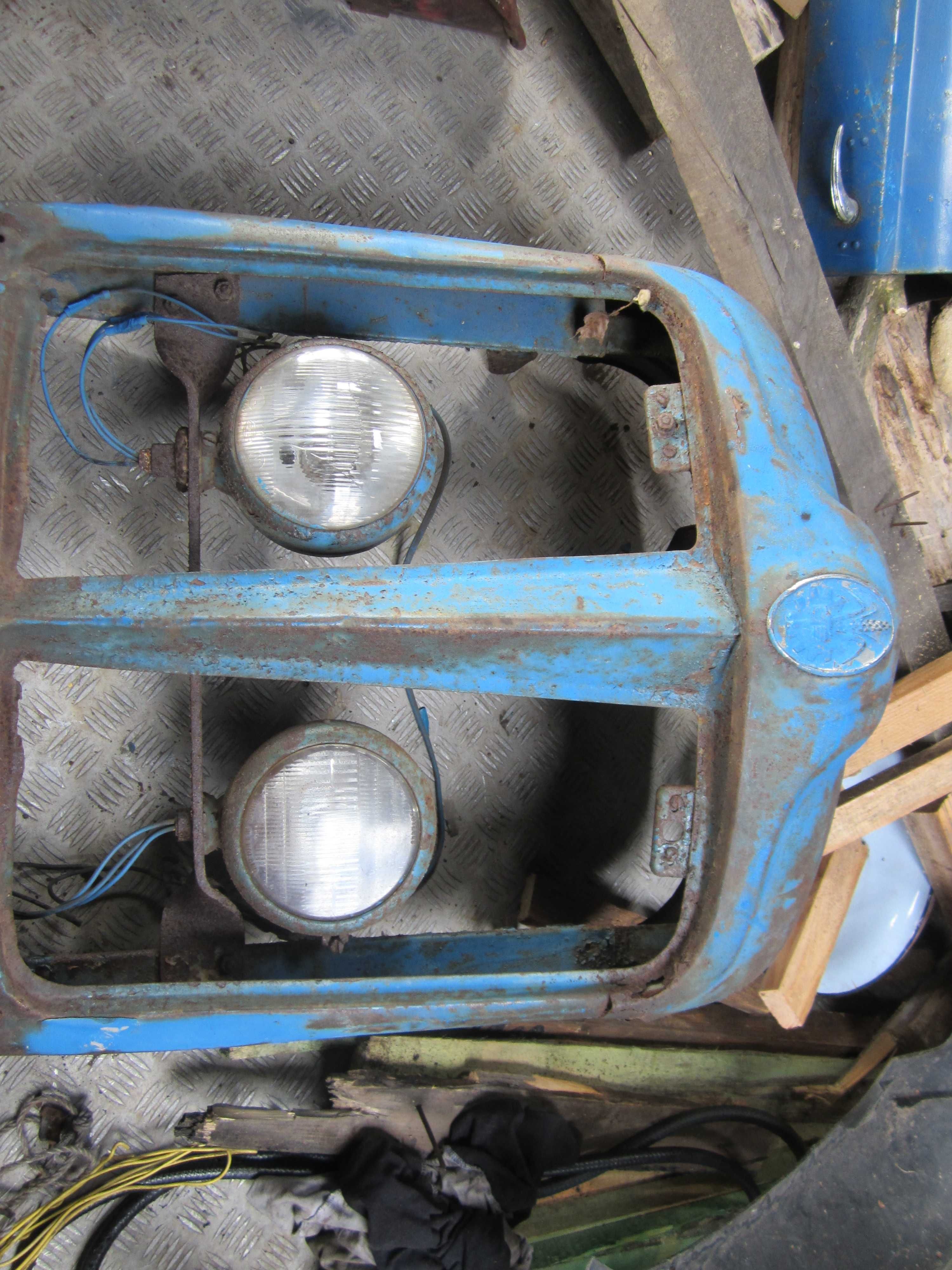 Fordson Major maska,przód,chłodnica,wtryski