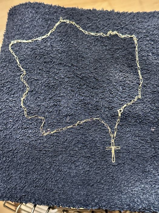 Fio de ouro 18k com pingente