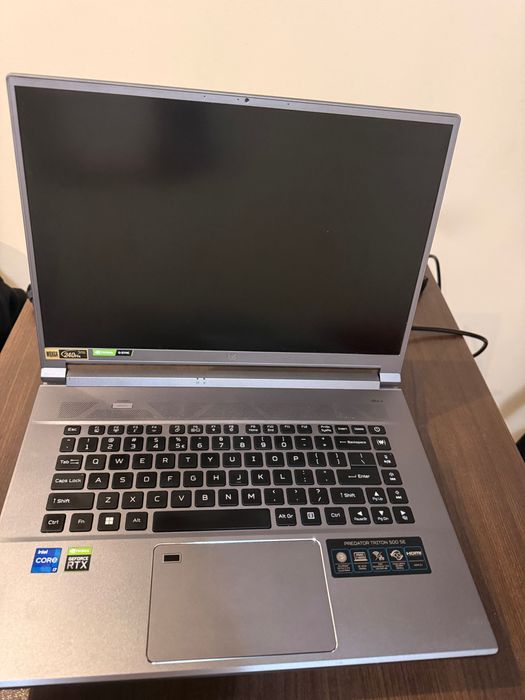 Laptop Acer predator triton 500SE, I7-12700H, RTX3080TI