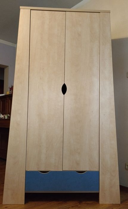 Zestaw szafa, komoda, regał + łóżko