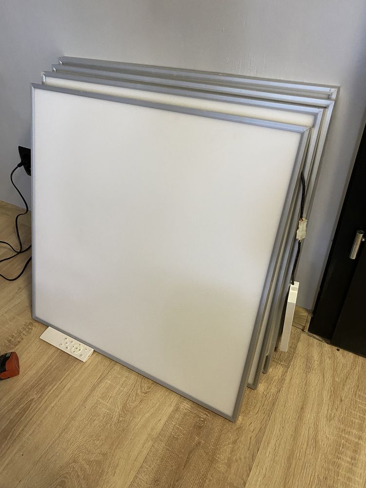 Panele oswietleniowe 60x 60 6 szt