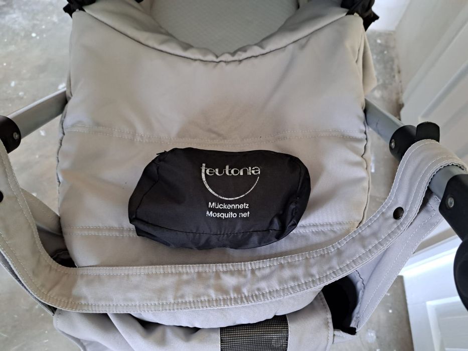 Продається дитяча коляска Teutonia 3 в 1 вживана в хорошому стані.