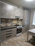 Продаж квартири під ключ в новому будинку .