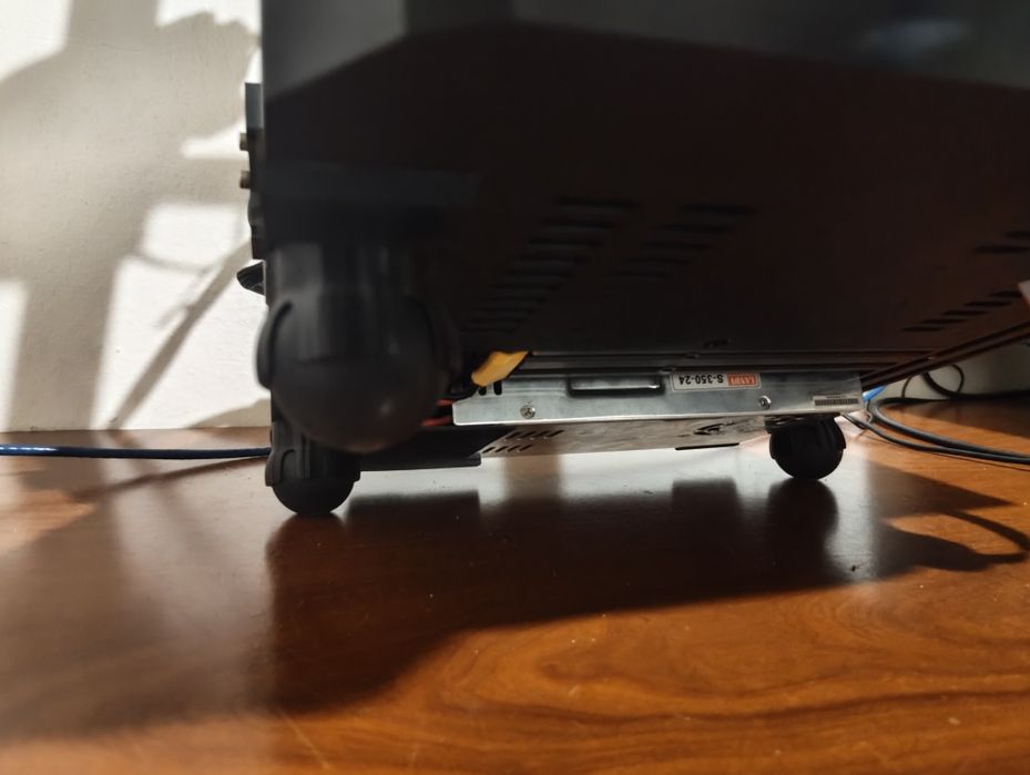 Impressora Ender 3 com upgrades: BLTouch, SKR Mini E3, Trilho Linear