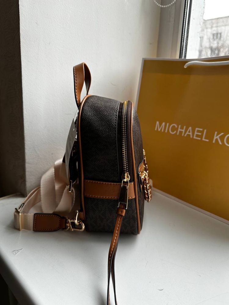 Сумка рюкзак Michael Kors Elliot