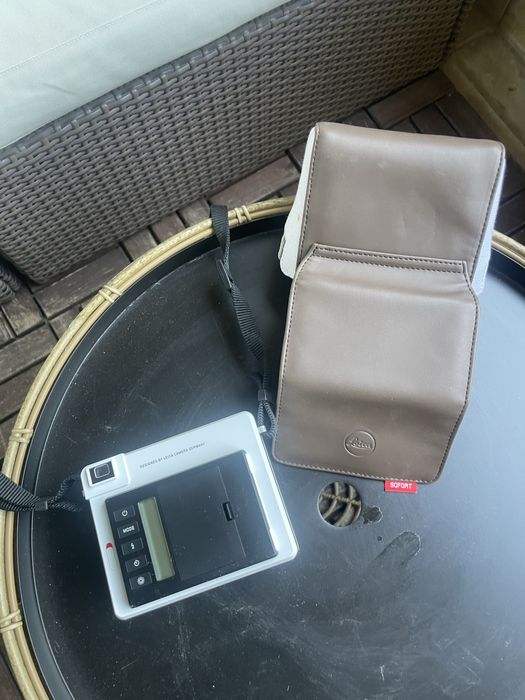 LEICA Camara instantanea (POLAROID) - SOFORT 2755