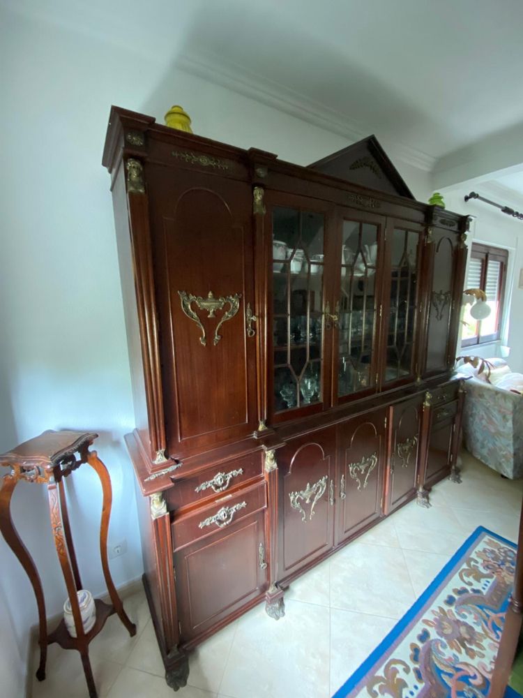 Mobília de sala antiga em madeira maciça – excelente estado