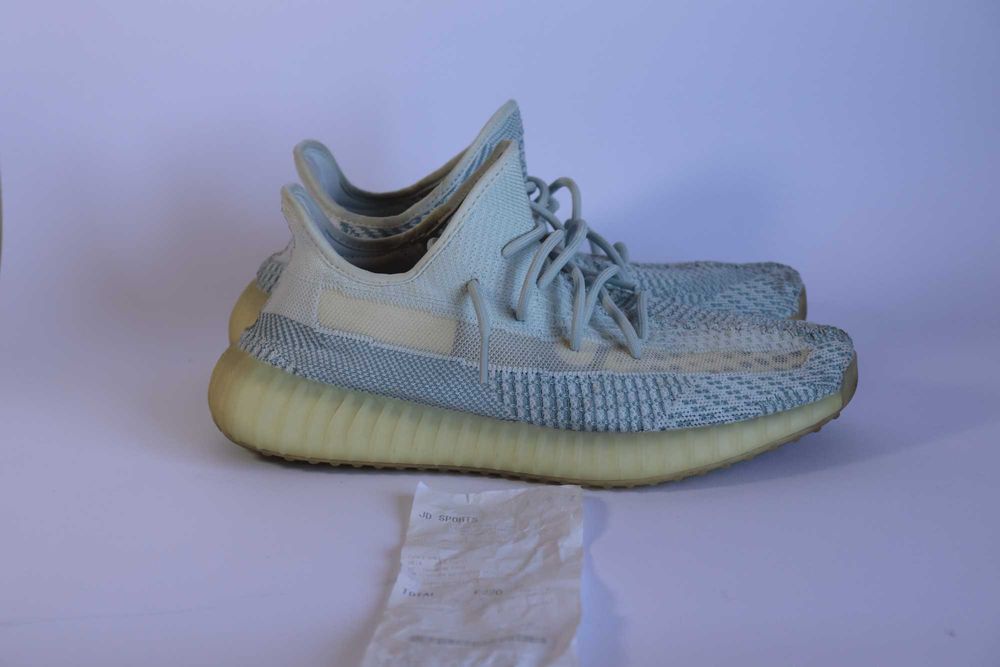 Ténis Yeezy Boost 350 V2 Cloud White Originais — Fatura do Colombo!