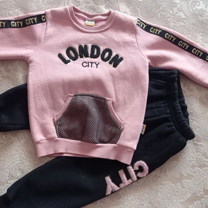 Костюм на флісі на 3-4 роки