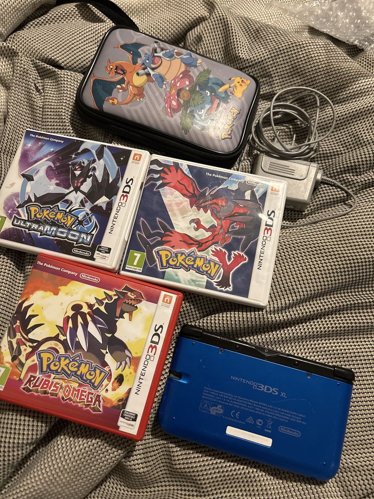 Nintendo 3DS XL e jogos Pokemon