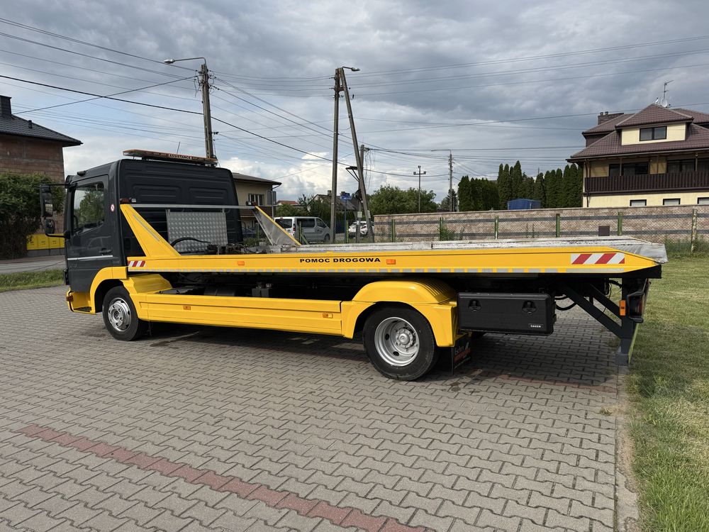 Mercedes Atego 816 Pomoc Drogowa Autolaweta Platforma klima