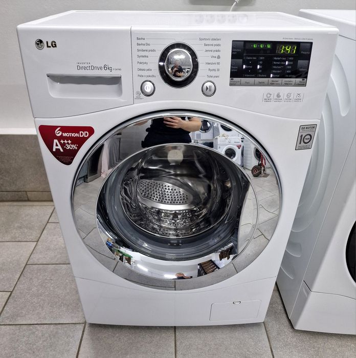 Вузька пральна/стиральная/ машина LG Inverter Direct Drive 6 KG