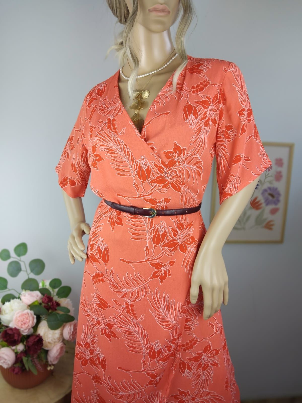 Wiskozowa sukienka midi w kwiaty liście kopertowa elegancka wiskoza XS