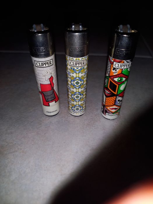 Isqueiros de pavio, tipo Zipo, porta chaves e  clipers