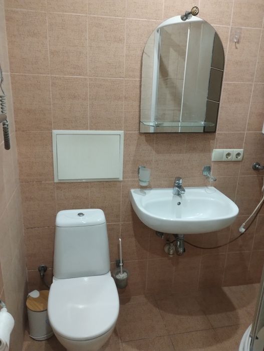 Сдаю однокомнатную квартиру-студию!