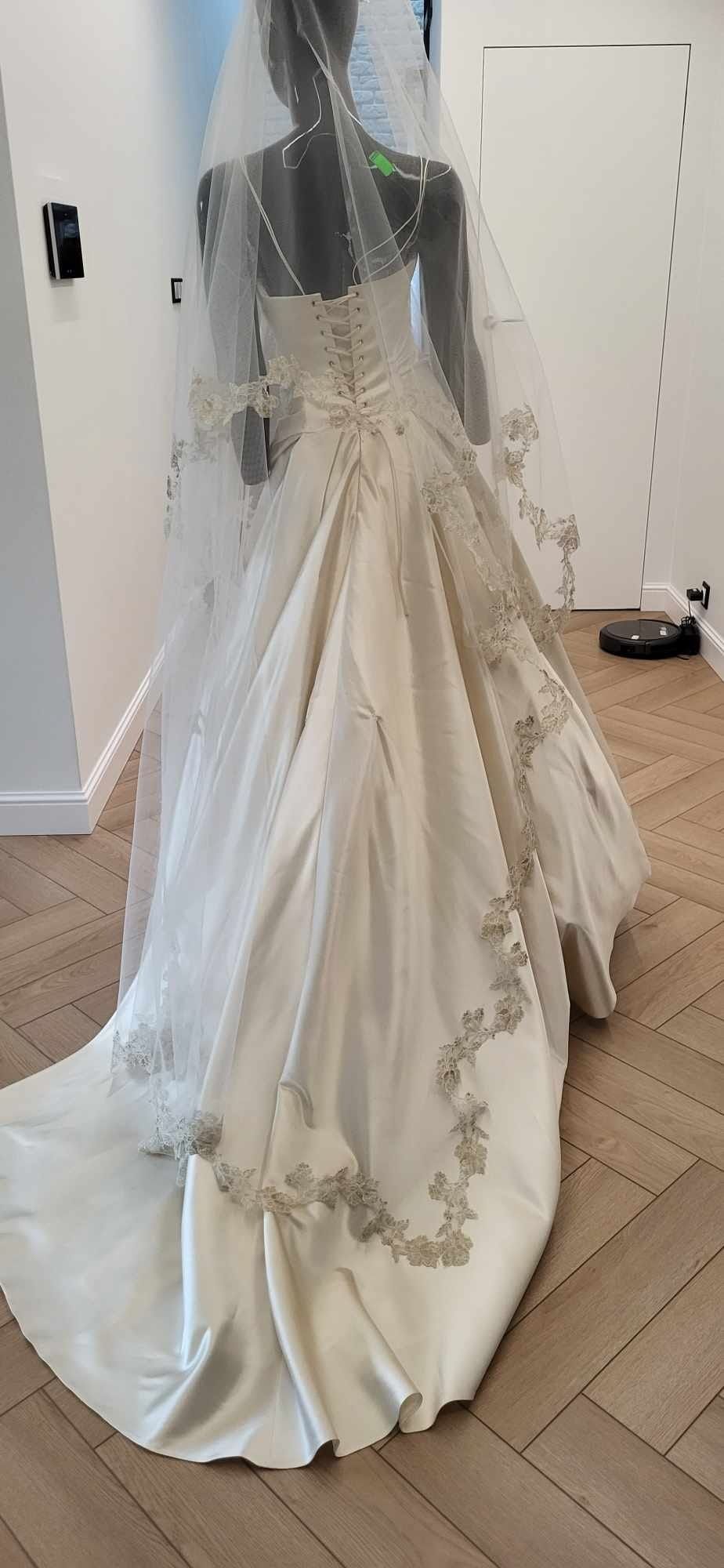 Suknia ślubna Mariee de Paris