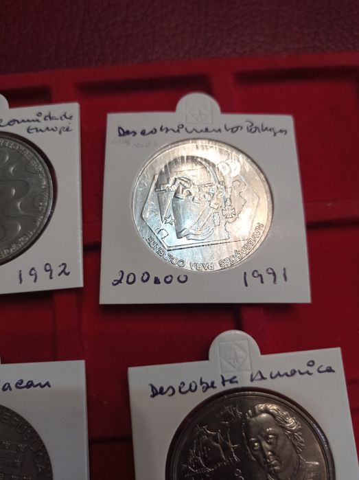 Moedas de 200 escudos