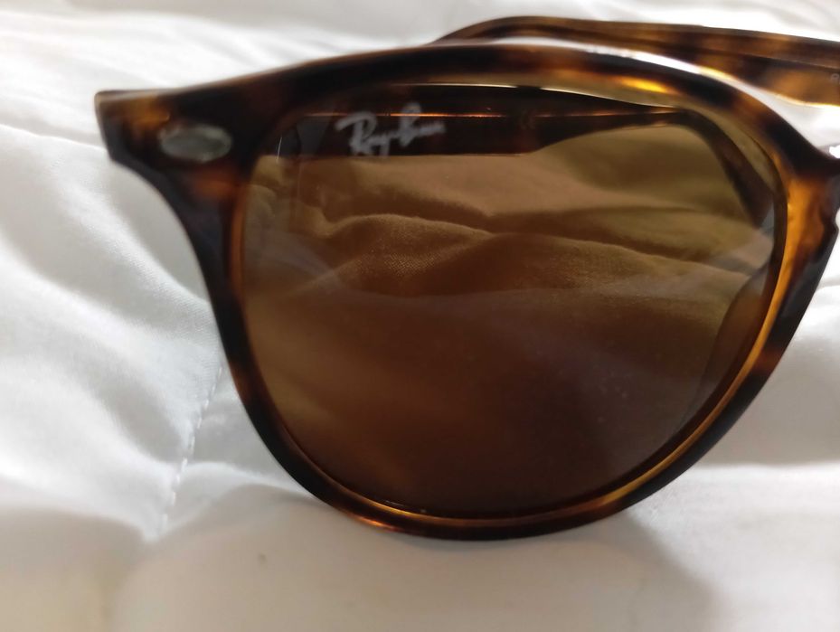 Óculos de sol Rayn Bun  ( sem carteira de protecção, ver descrição)