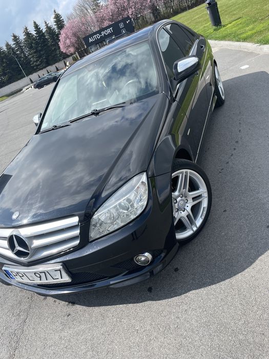 Sprzedam mercedesa c klasę 204 AMG