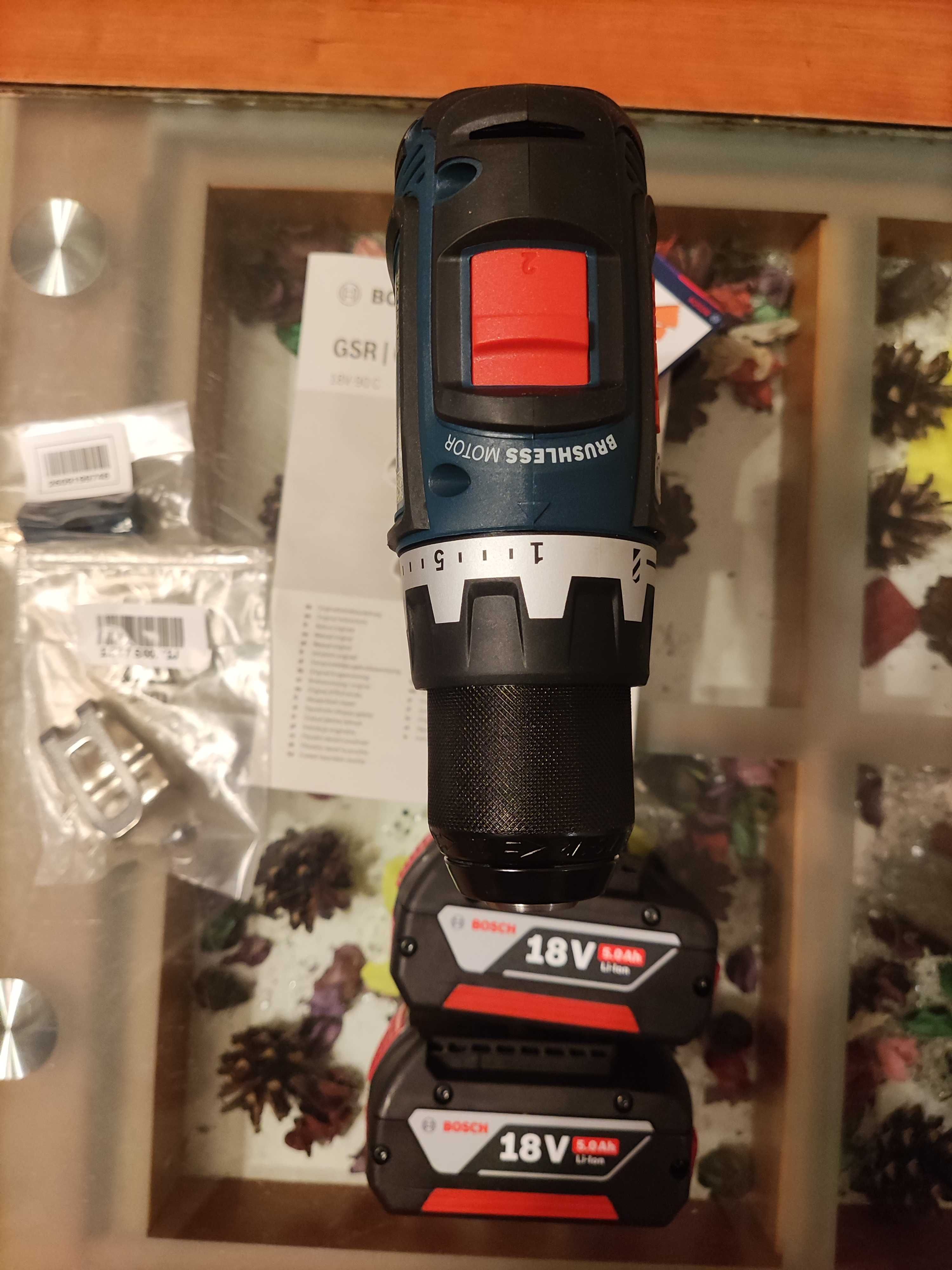Wkrętarka Bosch GSR 18V-90C+2 akumulatory 5.0Ah