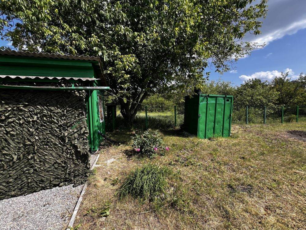 Продам свою дачу в с. Водяне, напрямок київської траси.