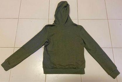 Casaco da marca H&M com capuz, Tamanho 146/152, verde caqui