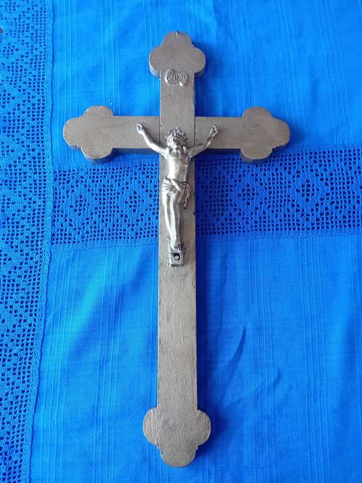 Przedwojenny drewniany krzyż krucyfiks duży pięknie wykonany !
