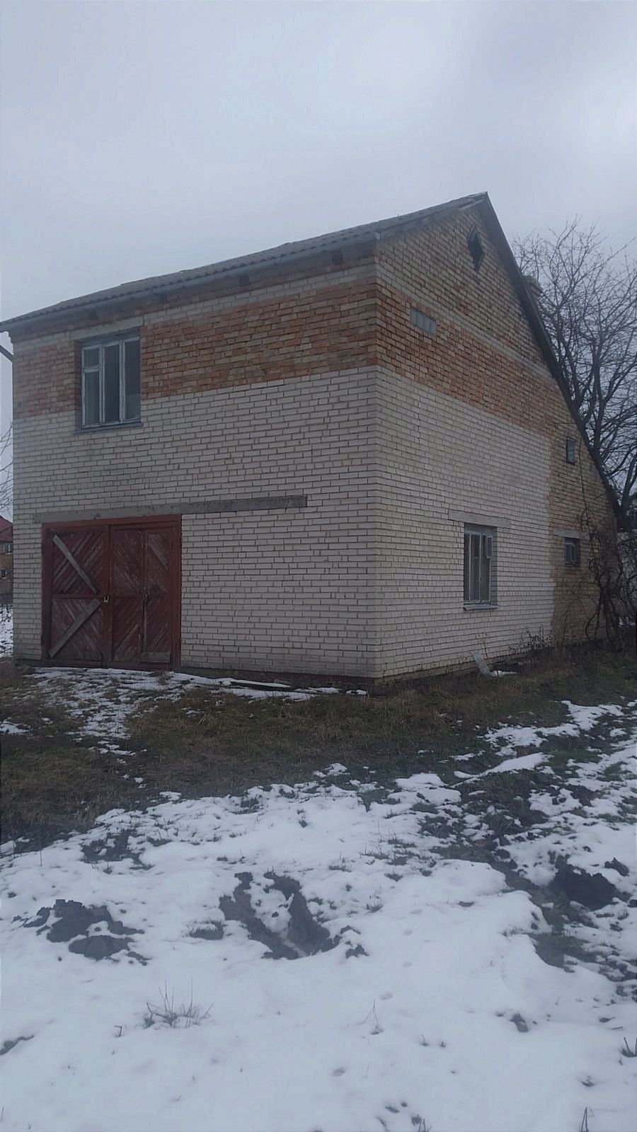 Продам незавершене будівництво