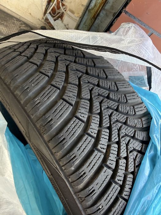 Falken Opony zimowe Eurowinter HS01 205/45 R17 88V XL – 4 szt.