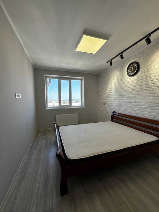 2 кім квартира з ремонтом,вул Національної гвардії