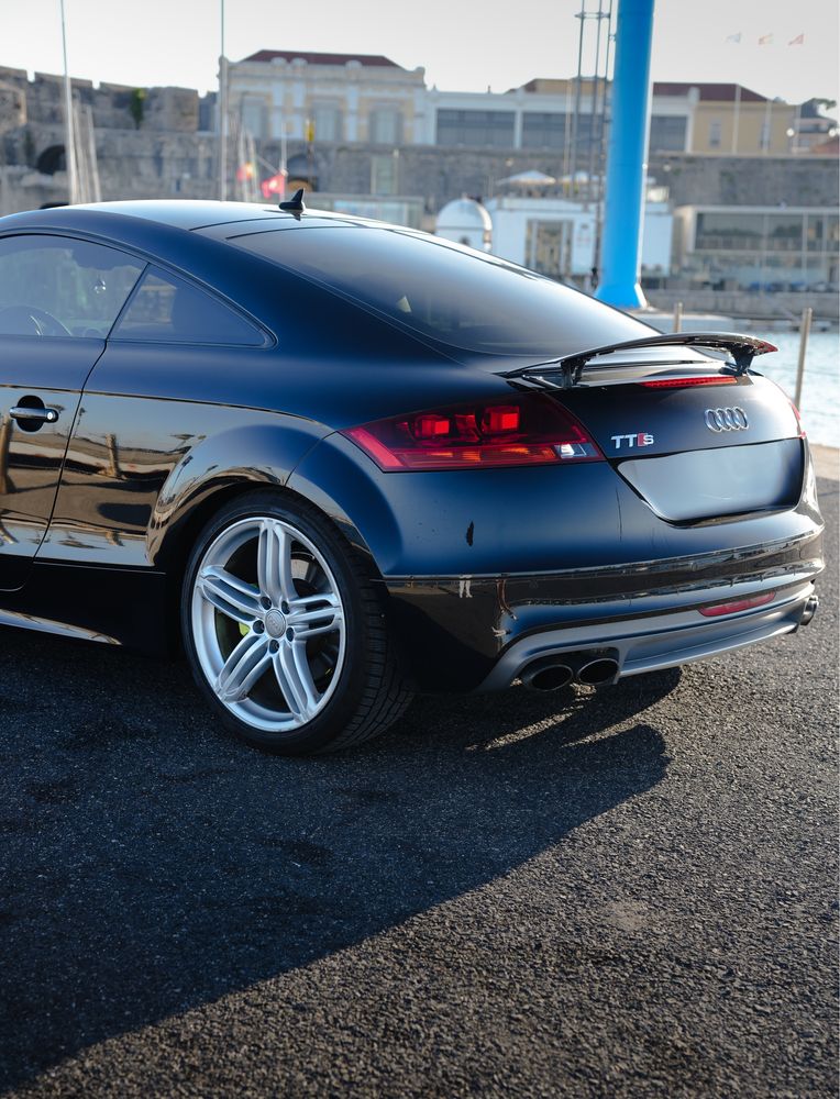 Audi TTS Quattro Stronic 2011