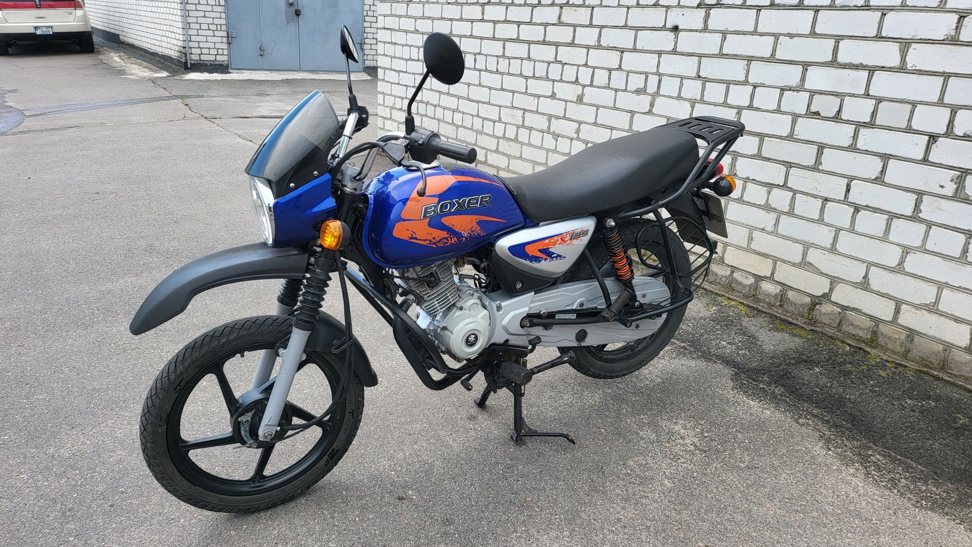 Bajaj boxer X cross